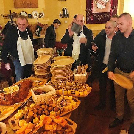 Aranykorona Apartmanhaz Miskolc Eksteriør billede