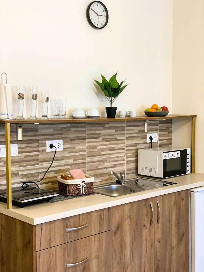 Aranykorona Apartmanhaz Miskolc Eksteriør billede