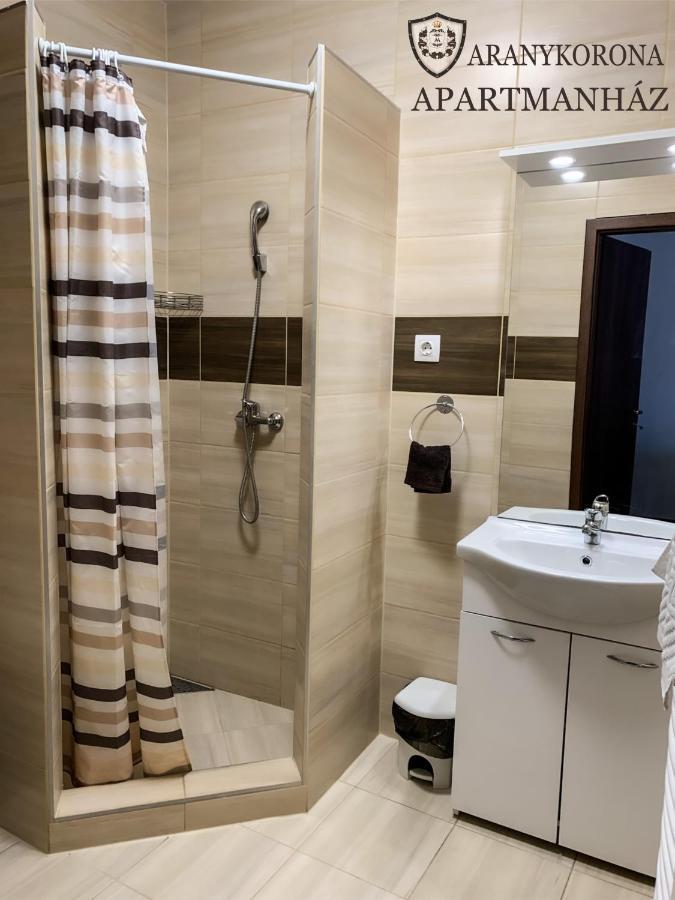 Aranykorona Apartmanhaz Miskolc Eksteriør billede