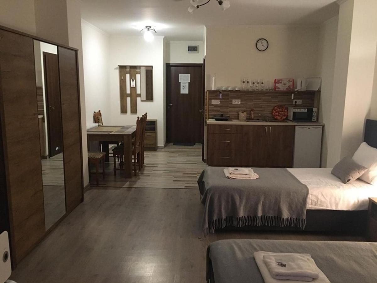Aranykorona Apartmanhaz Miskolc Eksteriør billede