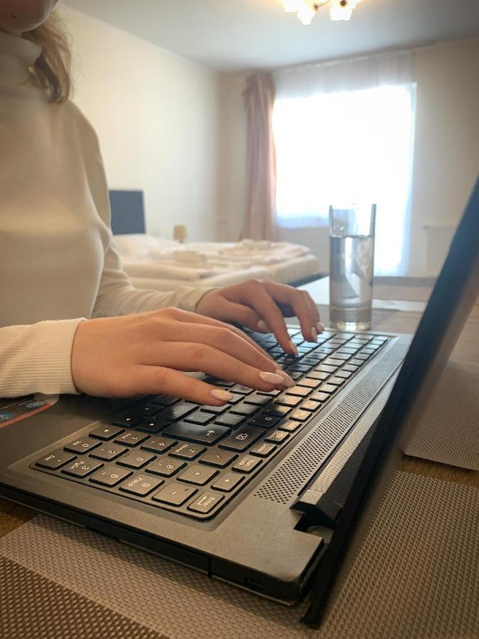 Aranykorona Apartmanhaz Miskolc Eksteriør billede