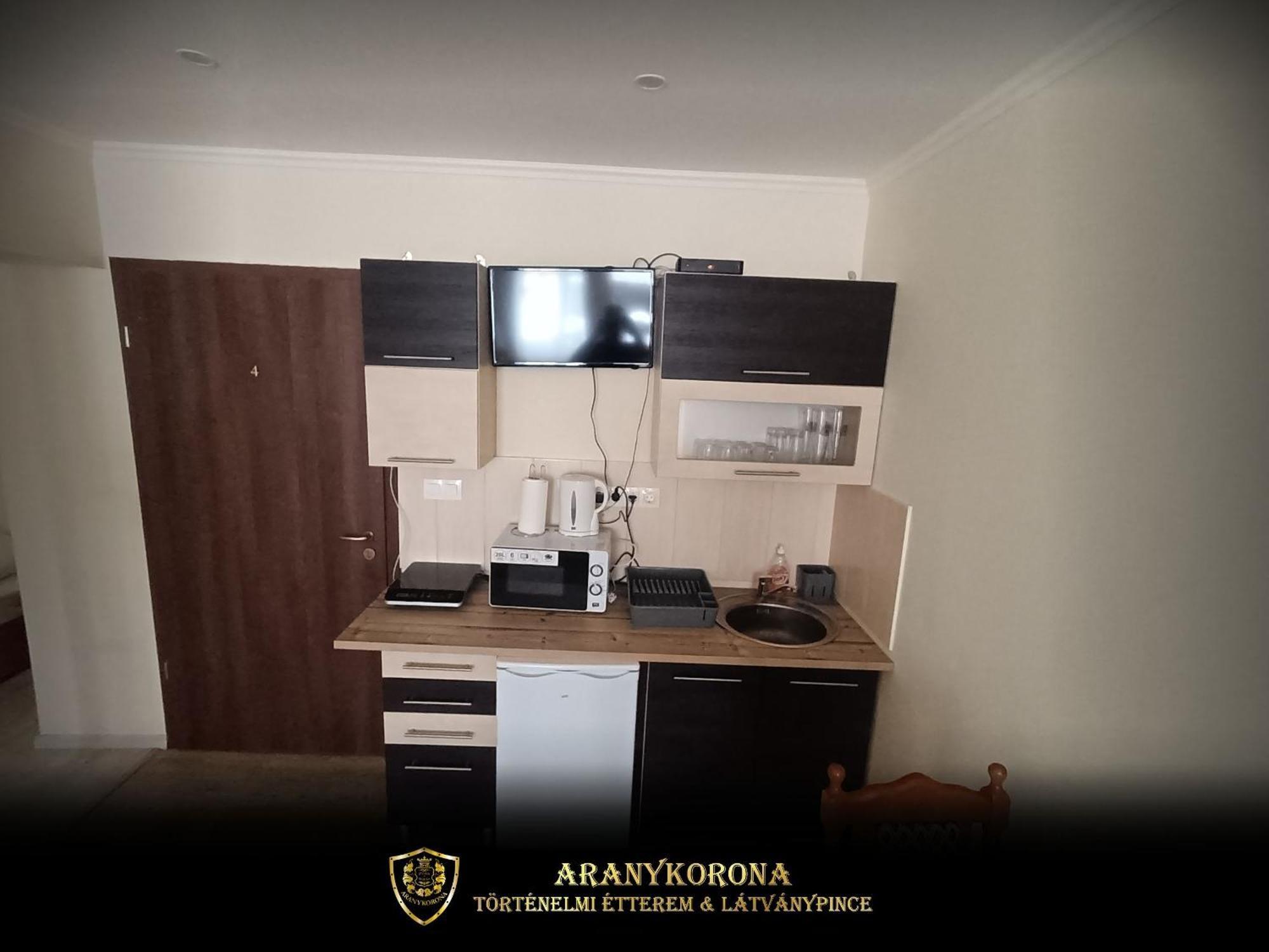 Aranykorona Apartmanhaz Miskolc Eksteriør billede